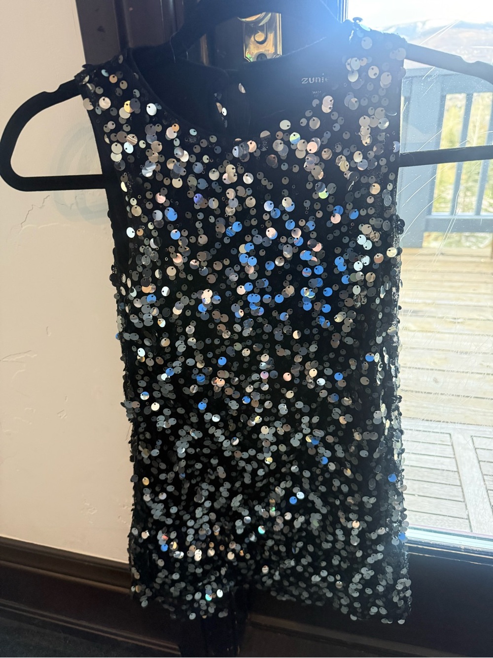 Zunie Black Sequin Cocktail Top